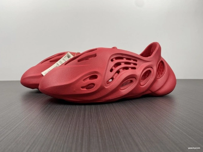 Yeezy CW3355 Adidas Foam Red 0707